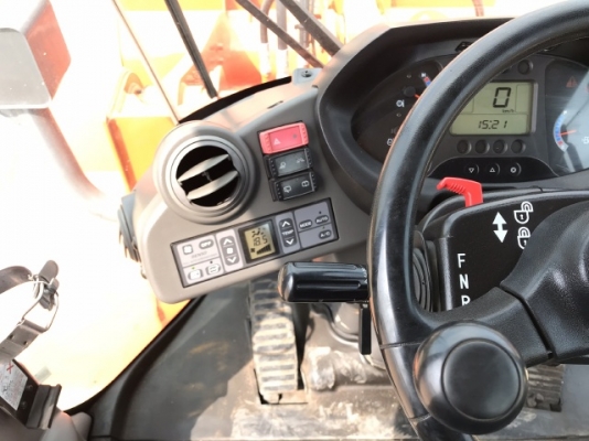 ขายรถตักล้อยาง HITACHI ZW140 (เท่าเทียบ WA200-6) ปี 2013 นำเข้าจากญี่ปุ่น สภาพสวยพร้อมใช้ มีVDOการทำงานครับ