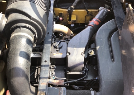 ขายรถตักล้อยาง KOMATSU SD30-6 ปี 2006 นำเข้าเองจากญี่ปุ่น สภาพสวยพร้อมใช้งาน มีVDOการทำงานครับ ขายรถตักล้อยาง KOMATSU SD30-6 ปี 2006 นำเข้าเองจากญี่ปุ่น สภาพสวยพร้อมใช้งาน มีVDOการทำงานครับ