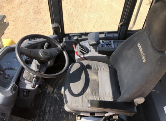 ขายรถตักล้อยาง KOMATSU WA200-6 ปี 2010 รถนอกนำเข้าจากญี่ปุ่น สภาพสวยพร้อมใช้ มีVDOการทำงานครับ ขายรถตักล้อยาง KOMATSU WA200-6 ปี 2010 รถนอกนำเข้าจากญี่ปุ่น สภาพสวยพร้อมใช้ มีVDOการทำงานครับ