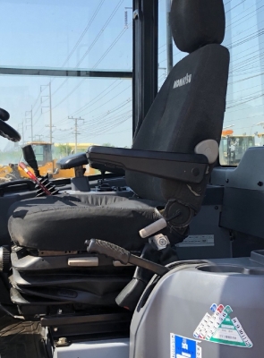 ขายรถตักล้อยาง KOMATSU WA200-6 ปี 2010 รถนอกนำเข้าจากญี่ปุ่น สภาพสวยพร้อมใช้ มีVDOการทำงานครับ ขายรถตักล้อยาง KOMATSU WA200-6 ปี 2010 รถนอกนำเข้าจากญี่ปุ่น สภาพสวยพร้อมใช้ มีVDOการทำงานครับ