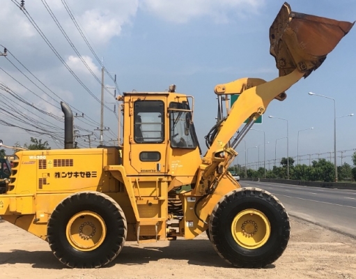 ขายรถตักล้อยาง KOMATSU WA300-3E นำเข้าเองจากญี่ปุ่น สภาพสวยพร้อมใช้งาน มีVDOการทำงานครับ