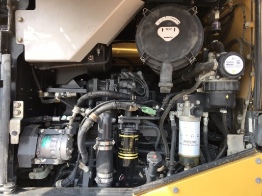 ขายรถตักล้อยาง KOMATSU WA320-7 ปี 2014 นำเข้าเองจากญี่ปุ่น สภาพสวยพร้อมใช้งาน ถึงเร็วๆนี้ครับ