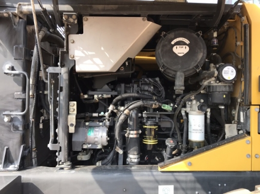 ขายรถตักล้อยาง KOMATSU WA320-7 ปี 2014 นำเข้าเองจากญี่ปุ่น สภาพสวยพร้อมใช้งาน ถึงเร็วๆนี้ครับ