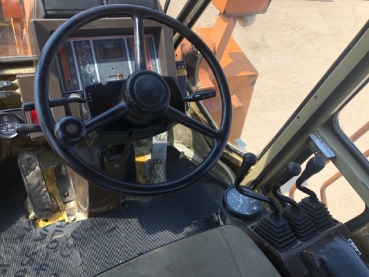 ขายรถตักล้อยาง KOMATSU WA350-1 นำเข้าเองจากญี่ปุ่น สภาพสวยพร้อมใช้ มีVDOการทำงานครับ ขายรถตักล้อยาง KOMATSU WA350-1 นำเข้าเองจากญี่ปุ่น สภาพสวยพร้อมใช้ มีVDOการทำงานครับ