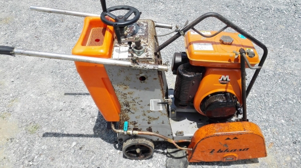 เครื่องตัดคอนกรีตเก่าญี่ปุ่น MIKASA JAPAN เครื่องยนต์เบนซิน 8.5 PS ของลงตู้สดนอกยังไม่เคยใช้ในไทย