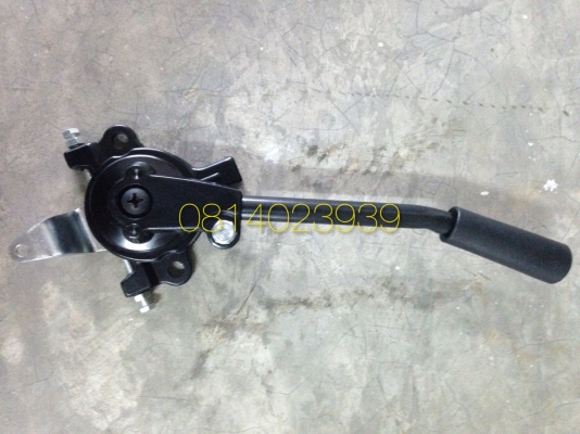 ด้ามโยกคันเร่ง komatsu