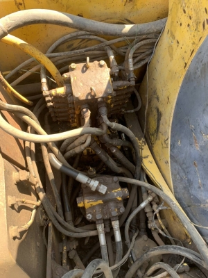 ขาย 435,000 KOMATSU pc 60-7 เครื่องดี ปั้มแรง ช่วงล่างแน่น แอร์เย็น รถพร้อมใช้งาน เอกสารซื้อขาย รถอยู่ สระแก้ว 090-772-3710 090-772-3708