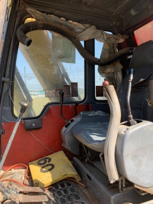 ขาย 435,000 KOMATSU pc 60-7 เครื่องดี ปั้มแรง ช่วงล่างแน่น แอร์เย็น รถพร้อมใช้งาน เอกสารซื้อขาย รถอยู่ สระแก้ว 090-772-3710 090-772-3708