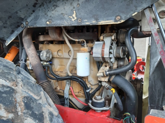 ขาย 890,000 รถบดสั่นสะเทือน DYNAPAC CA 602D รถทำงานน้อย 6,000 ชม. ล้อเหล็กเรียบหนา 2 เพลา หัวเก๋ง ยางดี เครื่องดี ปั้มสั่นแรง รถปี 1999 เอกสารอินวอยทร์ รถสวยพร้อมใช้ รถอยู่ กทม. 090-772-3710 090-772-3708