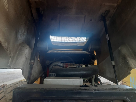 ขาย 890,000 รถบดสั่นสะเทือน DYNAPAC CA 602D รถทำงานน้อย 6,000 ชม. ล้อเหล็กเรียบหนา 2 เพลา หัวเก๋ง ยางดี เครื่องดี ปั้มสั่นแรง รถปี 1999 เอกสารอินวอยทร์ รถสวยพร้อมใช้ รถอยู่ กทม. 090-772-3710 090-772-3708