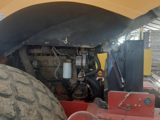 ขาย 890,000 รถบดสั่นสะเทือน DYNAPAC CA 602D รถทำงานน้อย 6,000 ชม. ล้อเหล็กเรียบหนา 2 เพลา หัวเก๋ง ยางดี เครื่องดี ปั้มสั่นแรง รถปี 1999 เอกสารอินวอยทร์ รถสวยพร้อมใช้ รถอยู่ กทม. 090-772-3710 090-772-3708