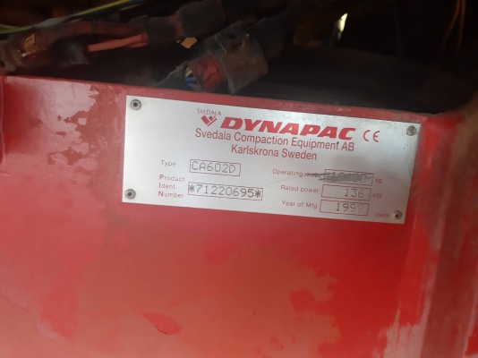ขาย 890,000 รถบดสั่นสะเทือน DYNAPAC CA 602D รถทำงานน้อย 6,000 ชม. ล้อเหล็กเรียบหนา 2 เพลา หัวเก๋ง ยางดี เครื่องดี ปั้มสั่นแรง รถปี 1999 เอกสารอินวอยทร์ รถสวยพร้อมใช้ รถอยู่ กทม. 090-772-3710 090-772-3708