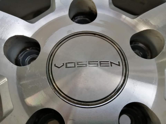 ล้อ Vossen CVT3 ขอบ20 สภาพสวย ไม่มีซ่อม พร้อมยาง 245 35 20 ปี17 ราคาไม่แพง