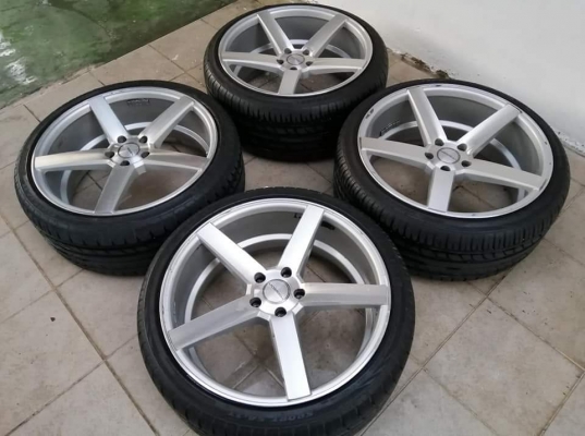 ล้อ Vossen CVT3 ขอบ20 สภาพสวย ไม่มีซ่อม พร้อมยาง 245 35 20 ปี17 ราคาไม่แพง ล้อ Vossen CVT3 ขอบ20 สภาพสวย ไม่มีซ่อม พร้อมยาง 245 35 20 ปี17 ราคาไม่แพง