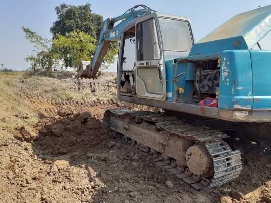 ถขุดแบ็คโฮ KOBELCO SK200 MARK///