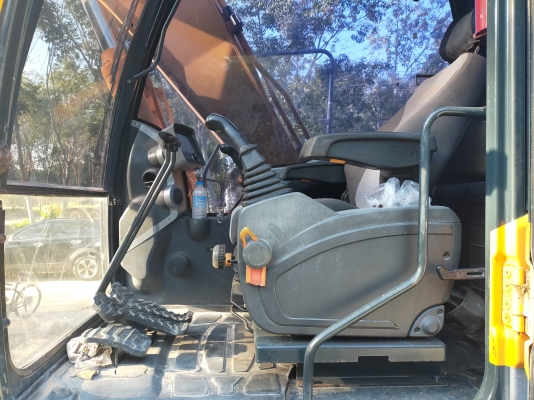 ขออภัยกับลูกค้าทุกท่านด้วยโฮ HYUNDAI 140 LC -9 เอกสารทะเบียน