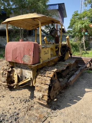 ขาย 115,000 รถแทรกเตอร์ CAT D 4 D  ตีนไก่ เครื่องดี เกียร์แรง ช่วงล่างดี รถพร้อมใช้งาน รถอยู่ กทม. 090-772-3710 090-772-3708