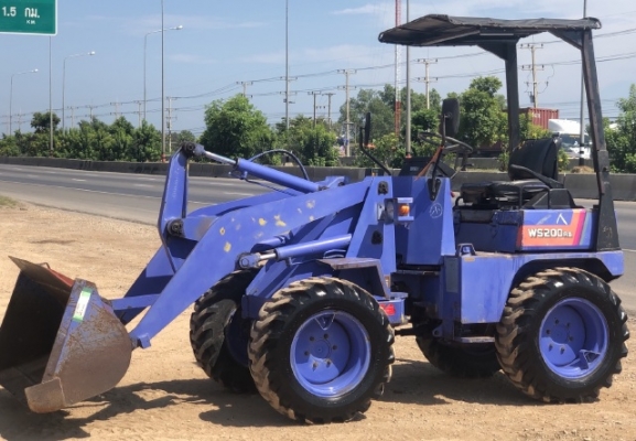 ขายรถตักล้อยาง MITSUBISHI WS200A (2XX ชั่วโมง) นำเข้าเองจากญี่ปุ่น สภาพสวยพร้อมใช้งาน มีVDOการทำงานครับ