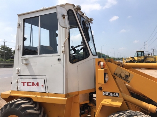 ขายรถตักล้อยาง TCM 808A (เทียบเท่า WA30) นำเข้าเองจากญี่ปุ่น สภาพสวยพร้อมใช้งาน ขายรถตักล้อยาง TCM 808A (เทียบเท่า WA30) นำเข้าเองจากญี่ปุ่น สภาพสวยพร้อมใช้งาน