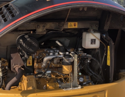 ขายรถขุด CAT 305SR คอนโทรลสั้น ปั๊มนิ้ว นำเข้าเองจากญี่ปุ่น สภาพสวยพร้อมใช้ มีVDOการทำงานครับ