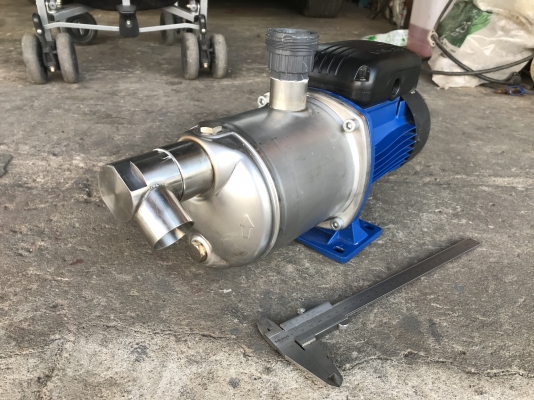 ขายปั้มน้ำแรงดันสูง 4ใบพัด Lowara 0.55Kw.(3/4HP.) 380V made in Italy สภาพสวยมาก หมุนนิ่ม พร้อมใช้งาน