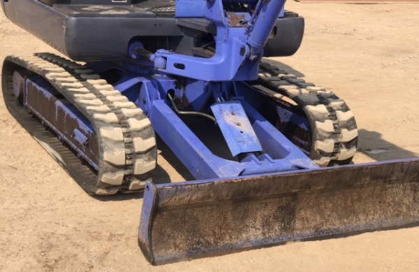 ขายรถขุด MITSUBISHI MM30T (1XXX ชั่วโมง) นำเข้าเองจากญี่ปุ่น สภาพสวยพร้อมใช้ มีVDOการทำงานครับ