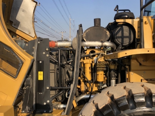 ขายรถตักล้อยาง CAT 950H ปี 2012 นำเข้าเองจากญี่ปุ่น สภาพสวยพร้อมใช้งาน มีVDOการทำงานครับ