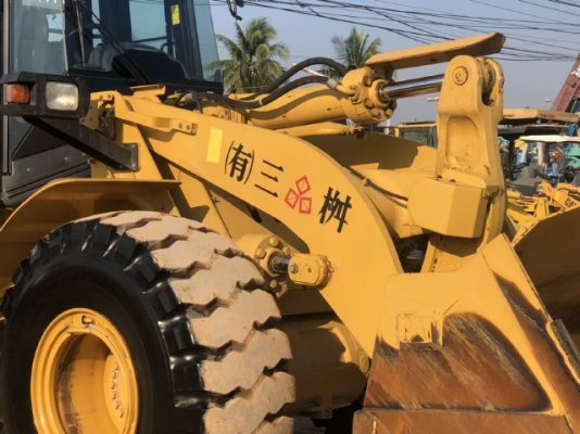 ขายรถตักล้อยาง CAT 950H ปี 2012 นำเข้าเองจากญี่ปุ่น สภาพสวยพร้อมใช้งาน มีVDOการทำงานครับ