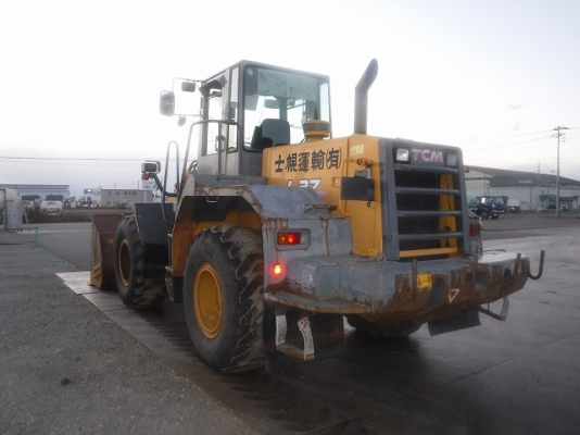 ขายรถตักล้อยาง TCM L27 (เทียบเท่า WA300) นำเข้าเองจากญี่ปุ่น สภาพสวยพร้อมใช้งาน ถึงเร็วๆนี้ครับ