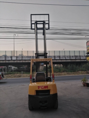 ขาย โฟรคลิฟท์ ที ซี เอ็ม ดีเซล หนัก 2.5 ตัน เสา 4 เมตร ขาย โฟรคลิฟท์ ที ซี เอ็ม ดีเซล หนัก 2.5 ตัน เสา 4 เมตร