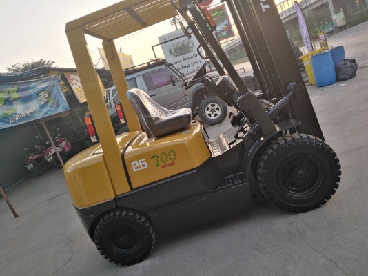 ขาย โฟรคลิฟท์ ที ซี เอ็ม ดีเซล หนัก 2.5 ตัน เสา 4 เมตร ขาย โฟรคลิฟท์ ที ซี เอ็ม ดีเซล หนัก 2.5 ตัน เสา 4 เมตร