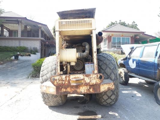 รถบด BOMAX 10 ตัน รถบด BOMAX 10 ตัน