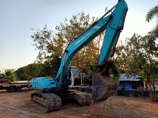 ขายด่วน KOBELCO SK200 เอกสารสัญญาซื้อขาย  รถใช้งานได้ปกติ ไฟฟ้าอยู่  สนใจสอบุาม 093-0764943  K ตั้ม