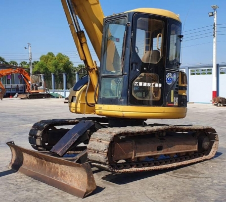 ขายด่วนลดกระหน่ำรับปีใหม่ ราคาพิเศษแค่ 625,000บาท รถแบคโฮรถCAT 308BSR รุ่นยอดนิยมสวยๆเทียบเท่าPC80 เครื่อง4สูบ เครื่องดี ปั่มแรง ไฟฟ้าครบ ซีเรียสุง ชั่วโม่งทำงานน้อย 9,030 รถนอกเพิ่งนำเข้ามาใหม่  ยังไม่เคยใช้งานในเมืองไทยเลย โคลทอลน้ำมัน  ปั้มนี้ว เครื่อง