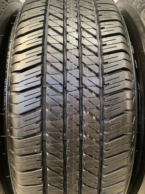 ยางป้ายแดง 265-65-17 Bridgestone ปลายปี 18 ตุ่มเด้งๆ เส้นสีจาง ยางป้ายแดง 265-65-17 Bridgestone ปลายปี 18 ตุ่มเด้งๆ เส้นสีจาง
