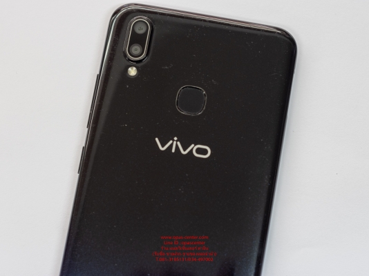VIVO Y91c สีดำน้ำเงิน สภาพดี ใส่ได้ทุกซิม พร้อมใช้งาน