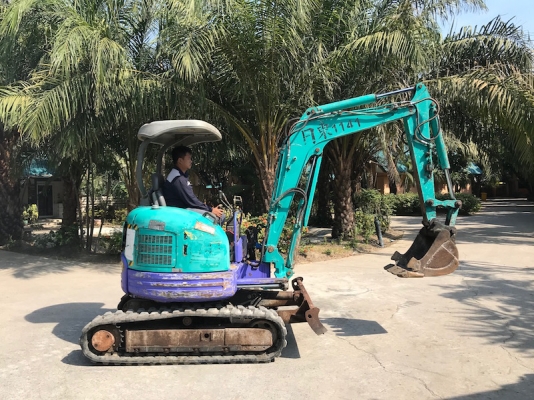 ขายแบคโฮKOMATSU PC30(ลายหัวแย๊ก)พิมพ์นิยมเก่านอก100\%(ปั้มนิ้ว)(คอนโทลน้ำมัน)แน่นๆ เดิมจากญี่ปุ่น ทำงานสมบูรณ์ทุกระบบ รับรองไม่ผิดหวัง 285,000 เท่านั้น!!