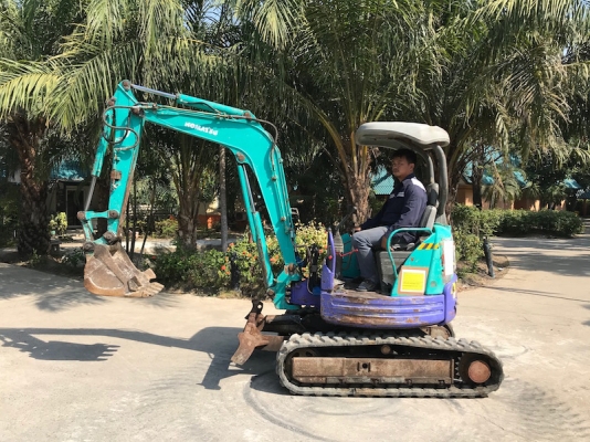 ขายแบคโฮKOMATSU PC30(ลายหัวแย๊ก)พิมพ์นิยมเก่านอก100\%(ปั้มนิ้ว)(คอนโทลน้ำมัน)แน่นๆ เดิมจากญี่ปุ่น ทำงานสมบูรณ์ทุกระบบ รับรองไม่ผิดหวัง 285,000 เท่านั้น!!
