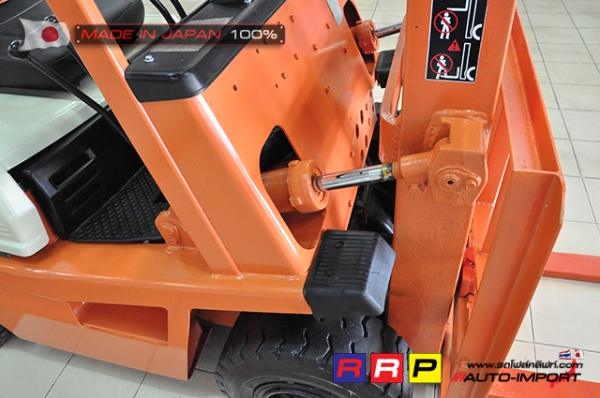 ขายรถโฟล์คลิฟท์มือสอง TOYOTA รุ่น 4FGL15-15110 นำเข้าจากประเทศญี่ปุ่น 100\% ไม่เคยใช้งานในไทย