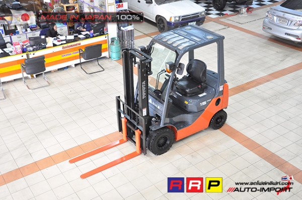 ขายรถโฟล์คลิฟท์มือสอง TOYOTA รุ่น 8FGL15-11655 นำเข้าจากประเทศญี่ปุ่น 100\% ไม่เคยใช้งานในไทย