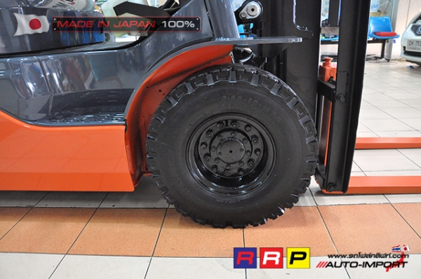 ขายรถโฟล์คลิฟท์มือสอง TOYOTA รุ่น 8FGL15-11655 นำเข้าจากประเทศญี่ปุ่น 100\% ไม่เคยใช้งานในไทย