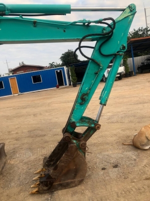 ขาย 275,000 KOMATSU pc 45-7 E เครื่องดำ พร้อมลายหัวเจาะ เครื่องดี ปั้มแรง เอวแน่น ช่วงล่างเต็ม รถสวยพร้อมใช้  รถอยู่ ปทุมธานี สามโคก 090-772-3710 090-772-3708