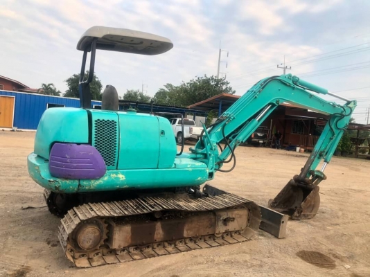 ขาย 275,000 KOMATSU pc 45-7 E เครื่องดำ พร้อมลายหัวเจาะ เครื่องดี ปั้มแรง เอวแน่น ช่วงล่างเต็ม รถสวยพร้อมใช้  รถอยู่ ปทุมธานี สามโคก 090-772-3710 090-772-3708