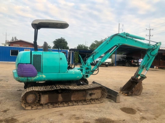 ขาย 275,000 KOMATSU pc 45-7 E เครื่องดำ พร้อมลายหัวเจาะ เครื่องดี ปั้มแรง เอวแน่น ช่วงล่างเต็ม รถสวยพร้อมใช้  รถอยู่ ปทุมธานี สามโคก 090-772-3710 090-772-3708