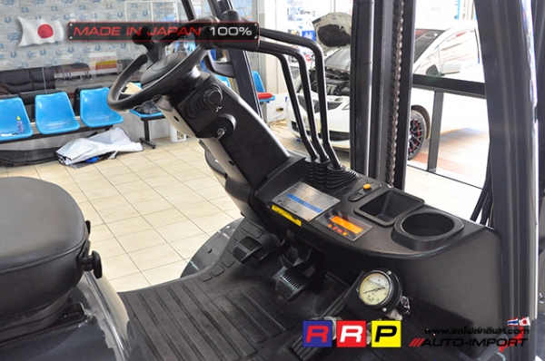 ขายรถโฟล์คลิฟท์มือสอง TOYOTA รุ่น 8FGJ30-30674 นำเข้าจากประเทศญี่ปุ่น 100\% ไม่เคยใช้งานในไทย