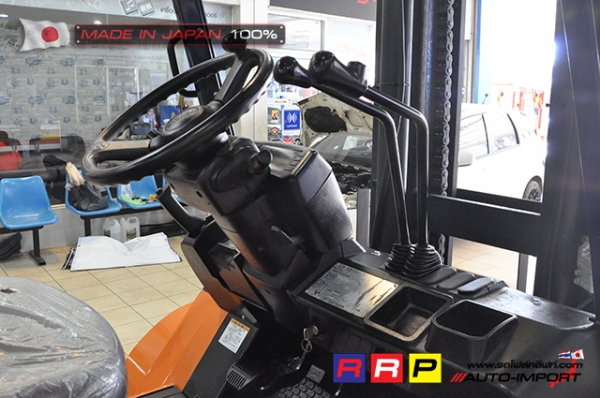 ขายรถโฟล์คลิฟท์มือสอง TOYOTA รุ่น 7FDA50-33430 นำเข้าจากประเทศญี่ปุ่น 100\% ไม่เคยใช้งานในไทย