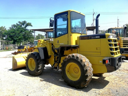ขาย รถตัก KOMATSU WA100-3 นำเข้าจากญี่ปุ่น ระบบดี สีเดิมทั้งคัน ขายถูก โทร.090-986-2521 อ๊อบ