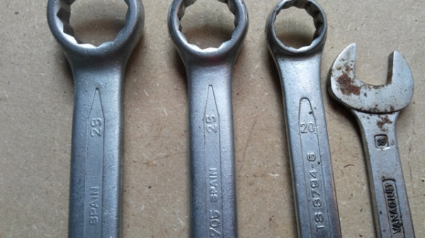 ประแจแหวน /ปากตาย สเปน เจแปน