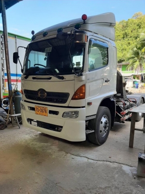 Hino 320 แรง ปี 50 สิบล้อหัวลาก รถสวยเดิมบาง ไม่เคยเกิดอุบัติเหตุ ยางดี พร้อมใช้งาน Hino 320 แรง ปี 50 สิบล้อหัวลาก รถสวยเดิมบาง ไม่เคยเกิดอุบัติเหตุ ยางดี พร้อมใช้งาน