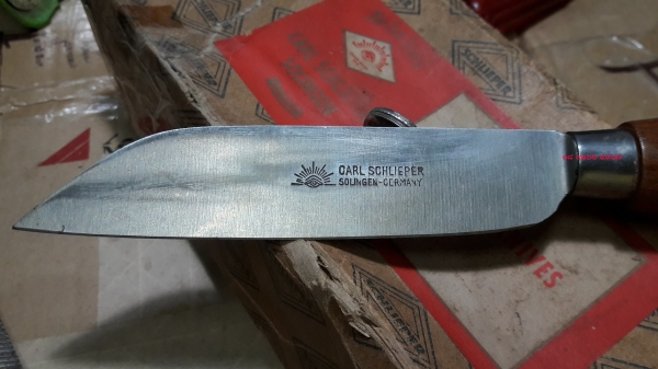 มีดตราตาเยอรมัน